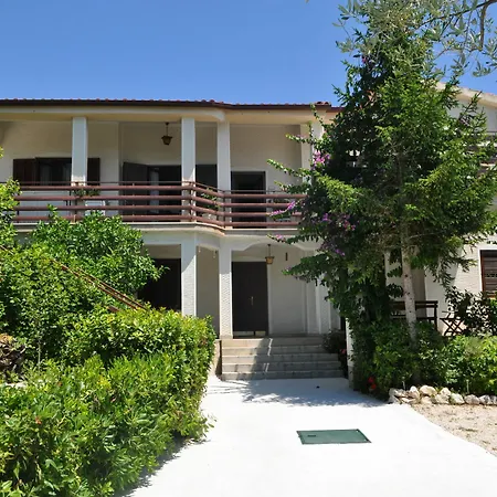 Dolac Guest house 3*