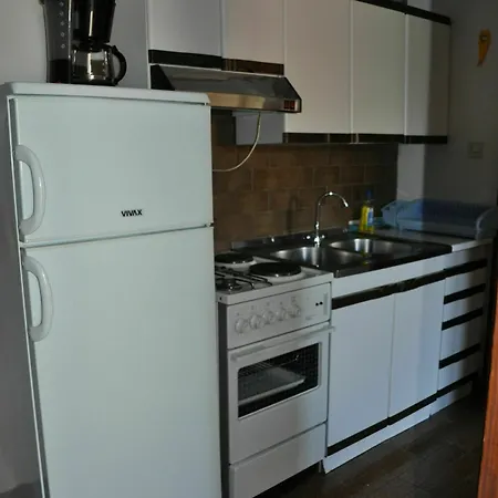 Guest house Dolac 3*