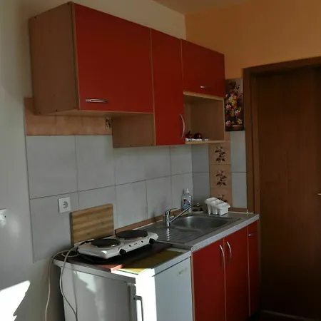 Dolac Guest house 3*