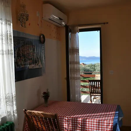 Dolac Guest house
